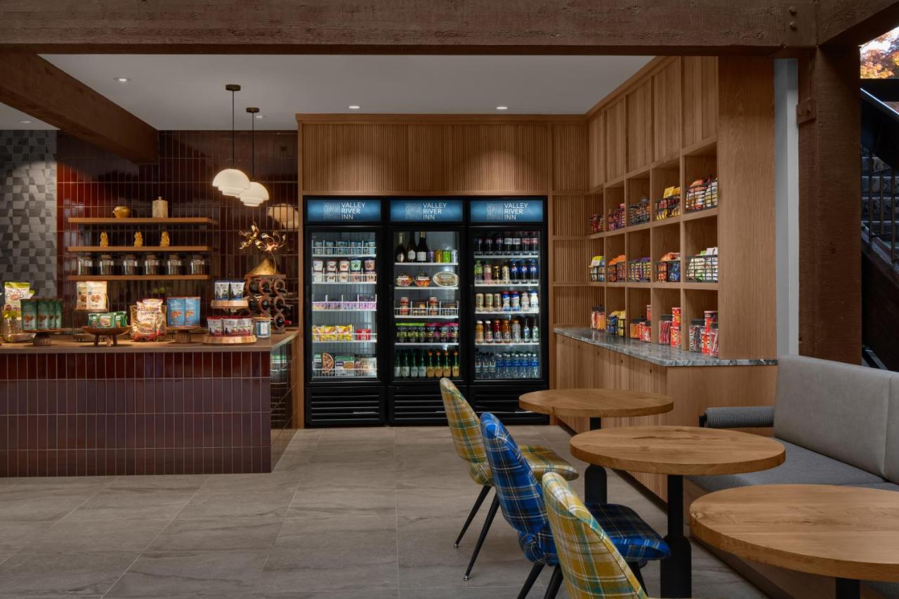  | Valley River Inn