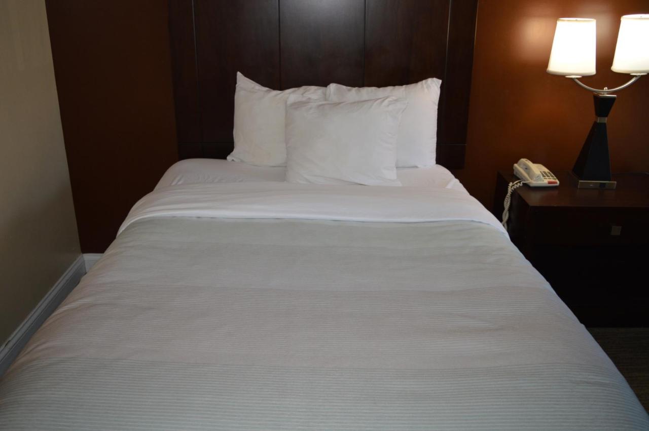 Double Room with Two Double Beds at Quality Inn O'Hare Airport