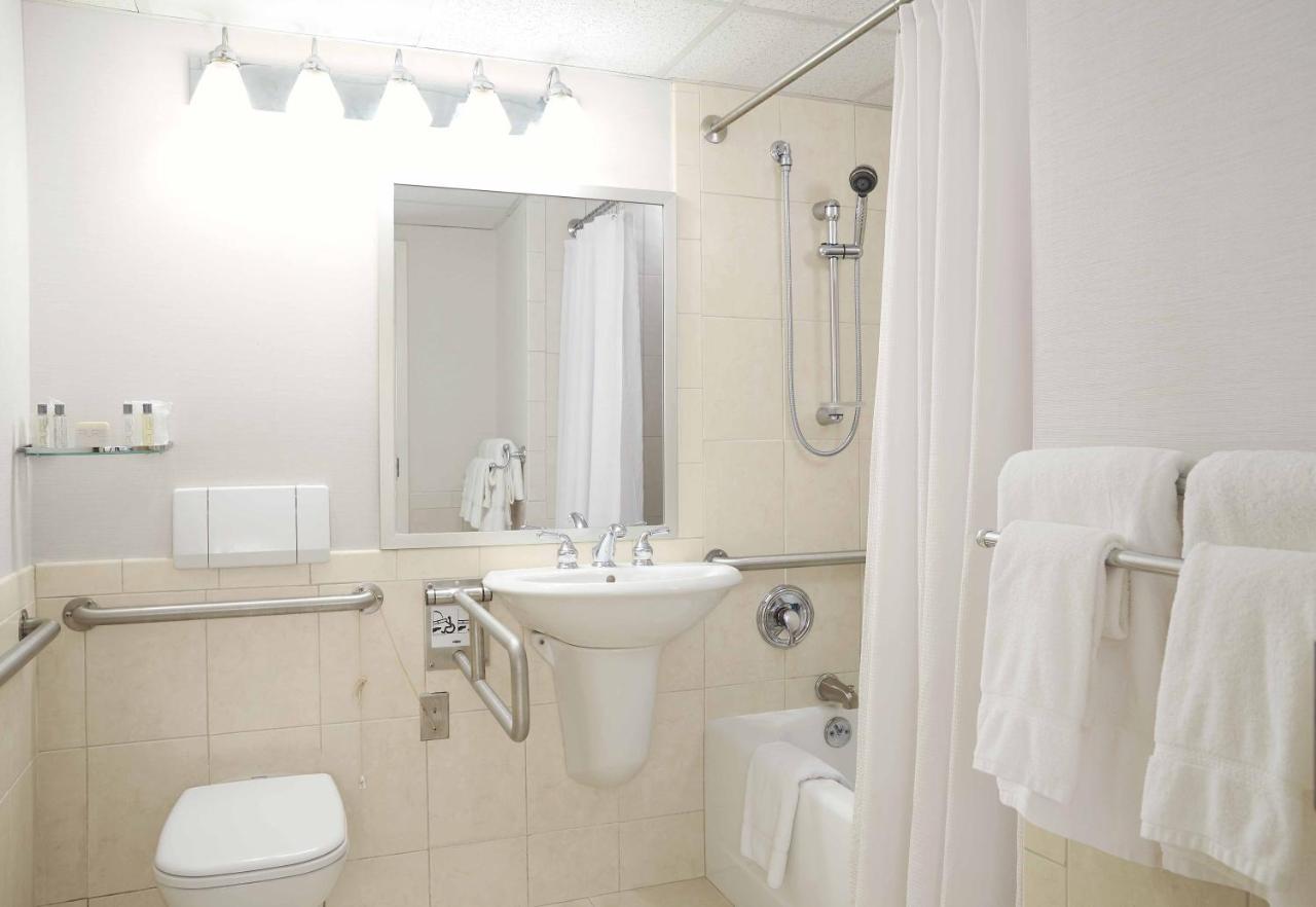 | Ethan Allen Hotel