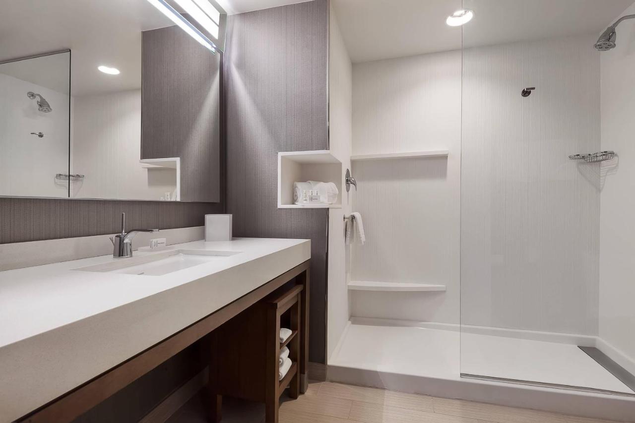| Courtyard by Marriott Ardmore