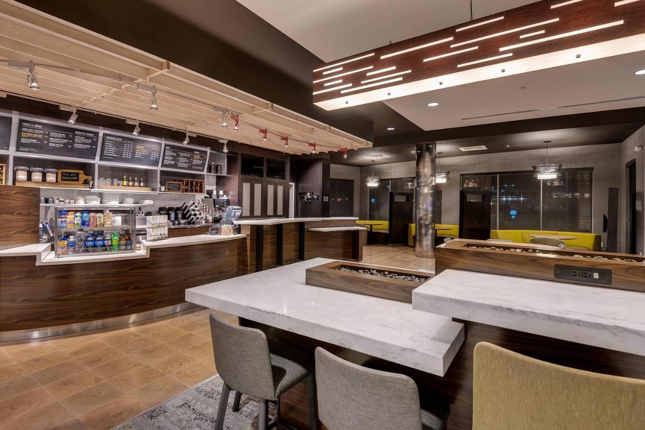 | Courtyard by Marriott Ardmore