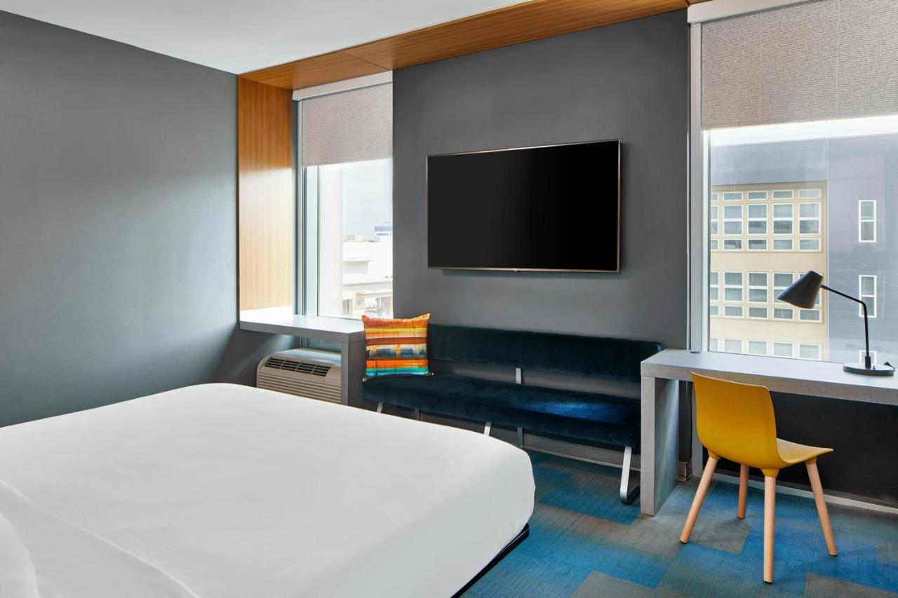 Guest Room, 1 King at Aloft by Marriott Austin at The Domain
