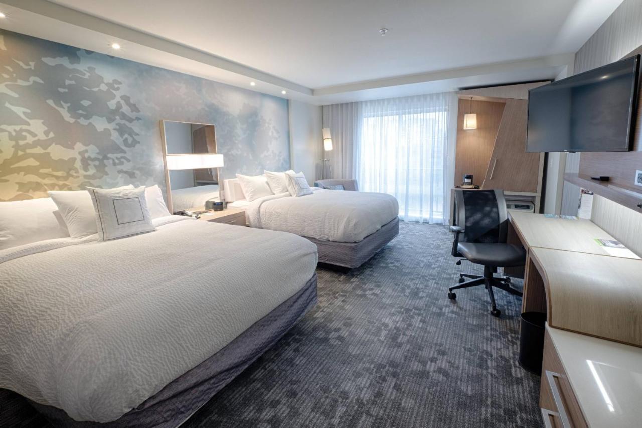 | Courtyard by Marriott Albany Clifton Park