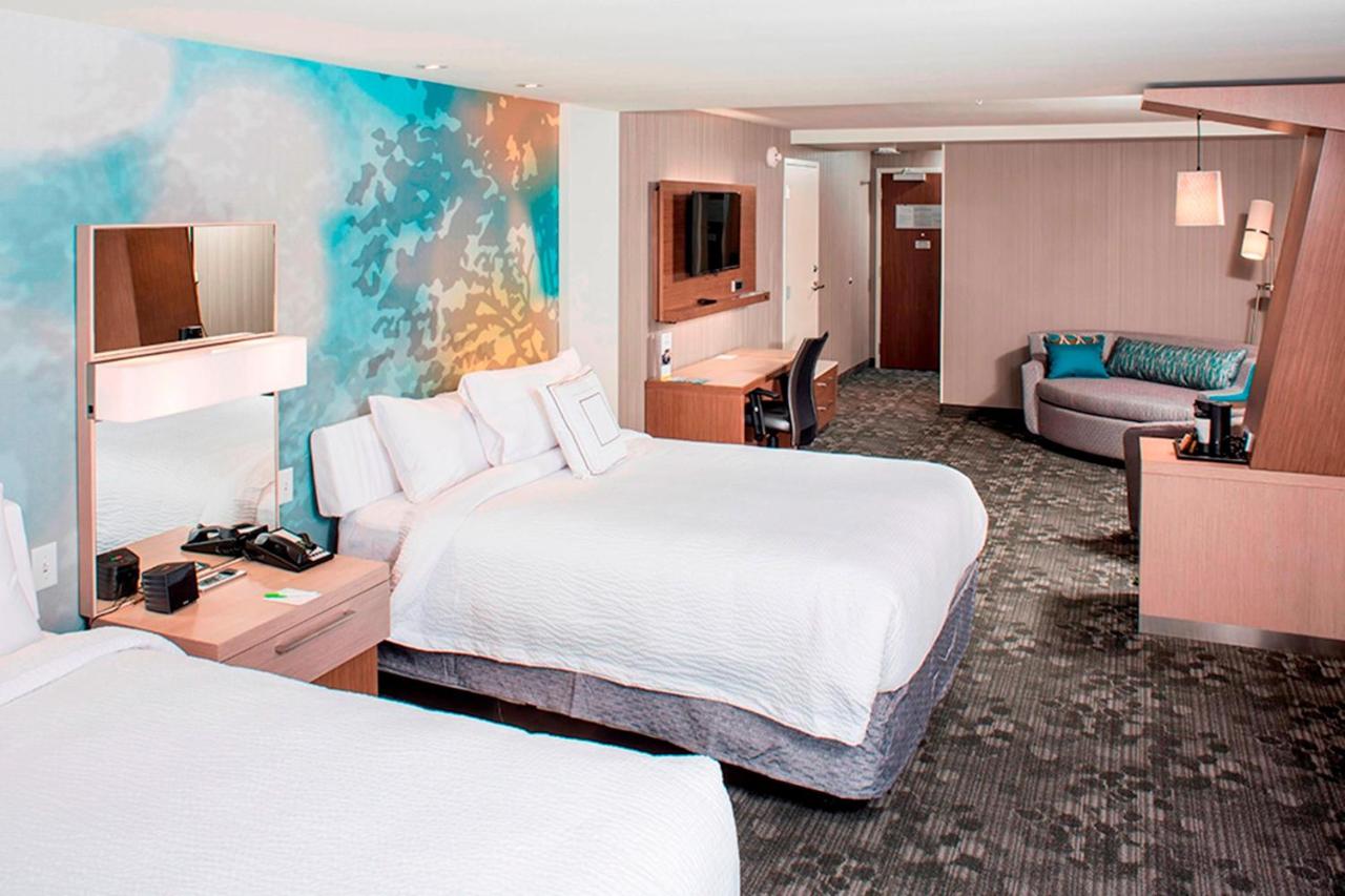 | Courtyard by Marriott Albany Clifton Park