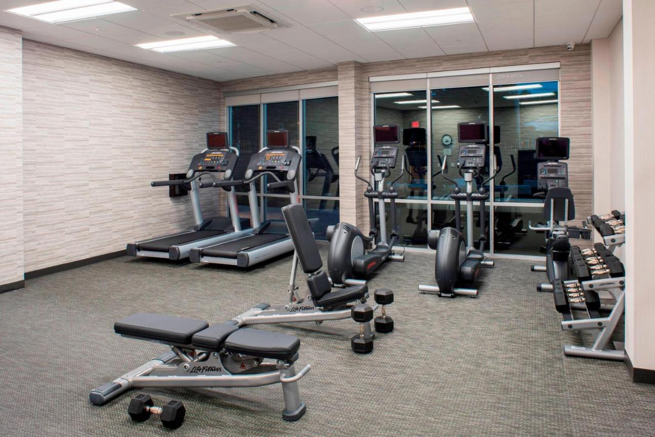 | Courtyard by Marriott Albany Clifton Park