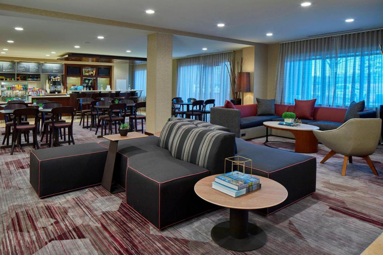 | Courtyard by Marriott Albany Thruway