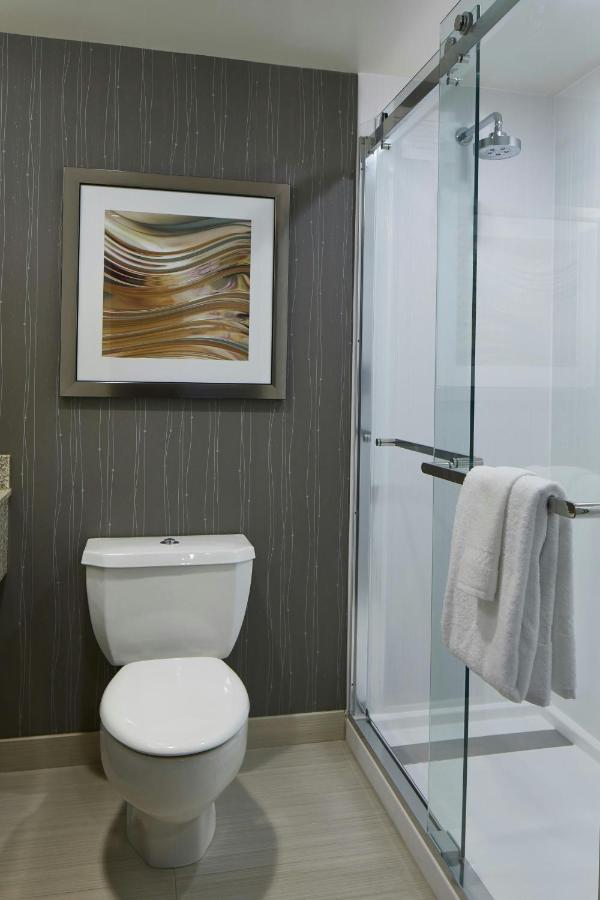 | Courtyard by Marriott Albany Thruway