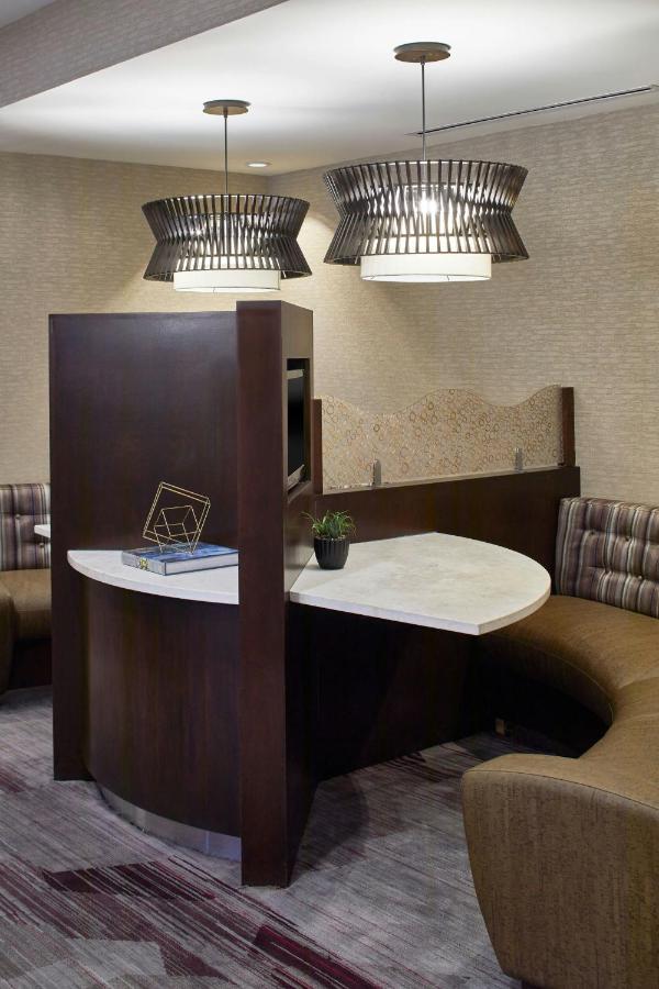 | Courtyard by Marriott Albany Thruway