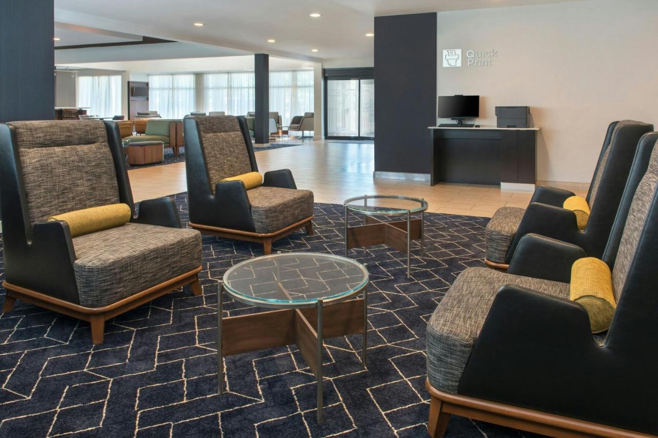 | Courtyard by Marriott Annapolis