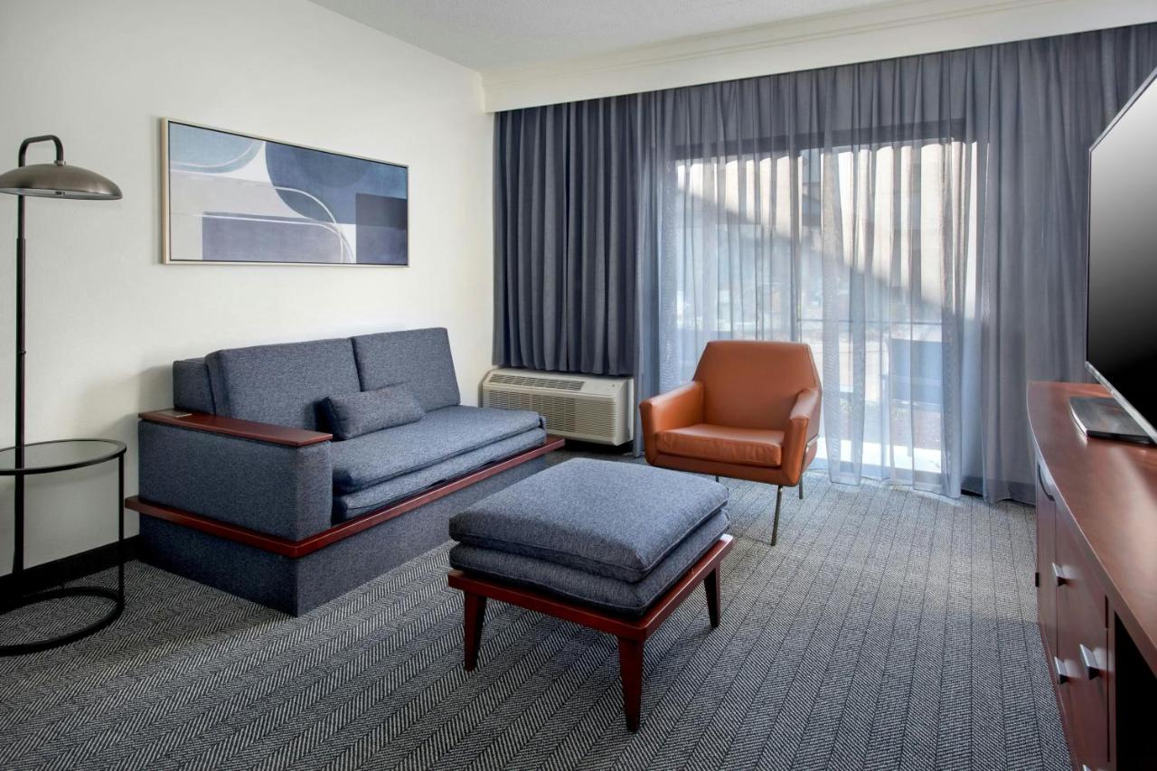 | Courtyard by Marriott Annapolis