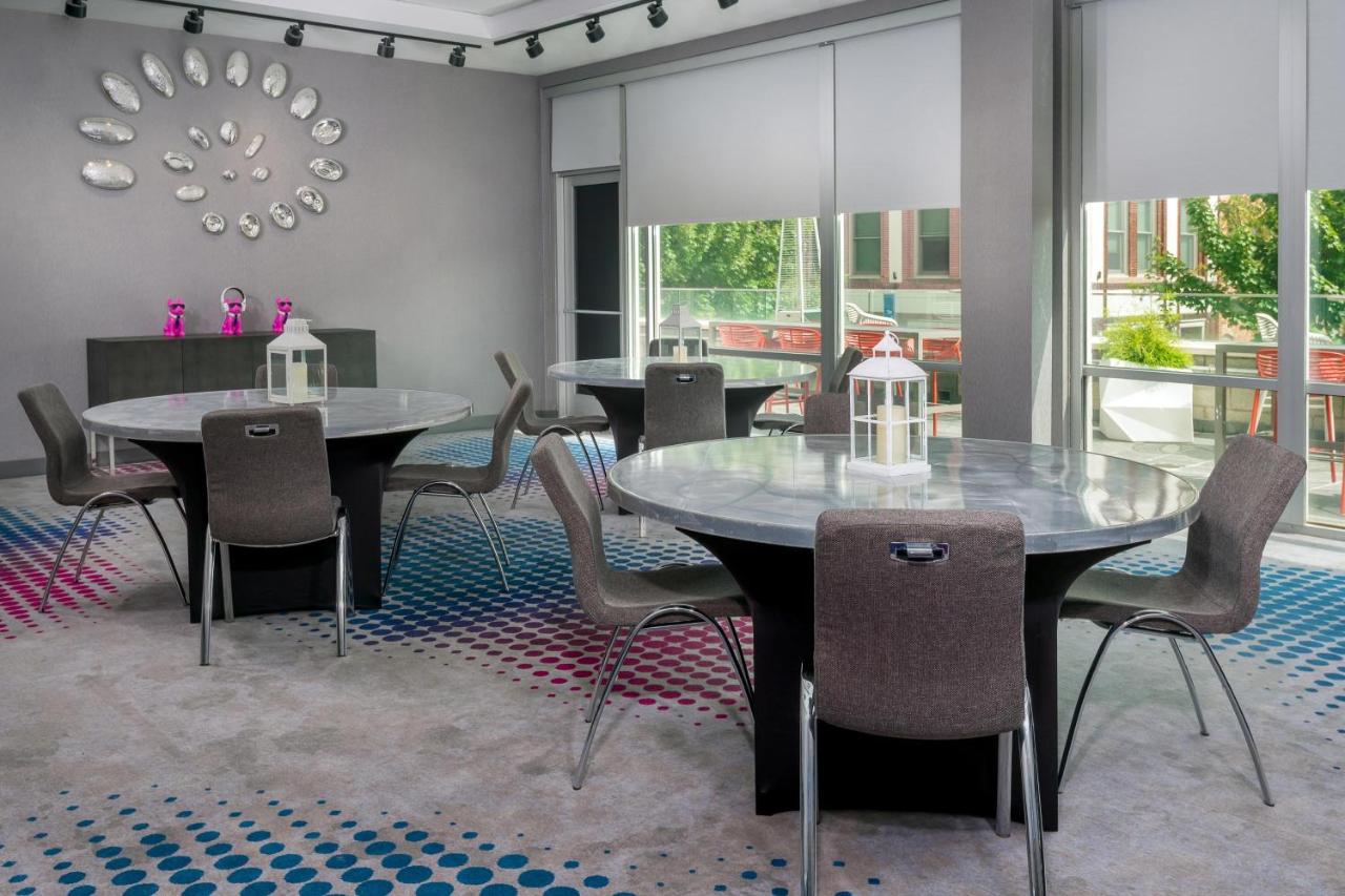 | Aloft Asheville Downtown