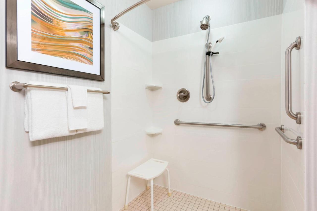  | Courtyard Kalamazoo Portage