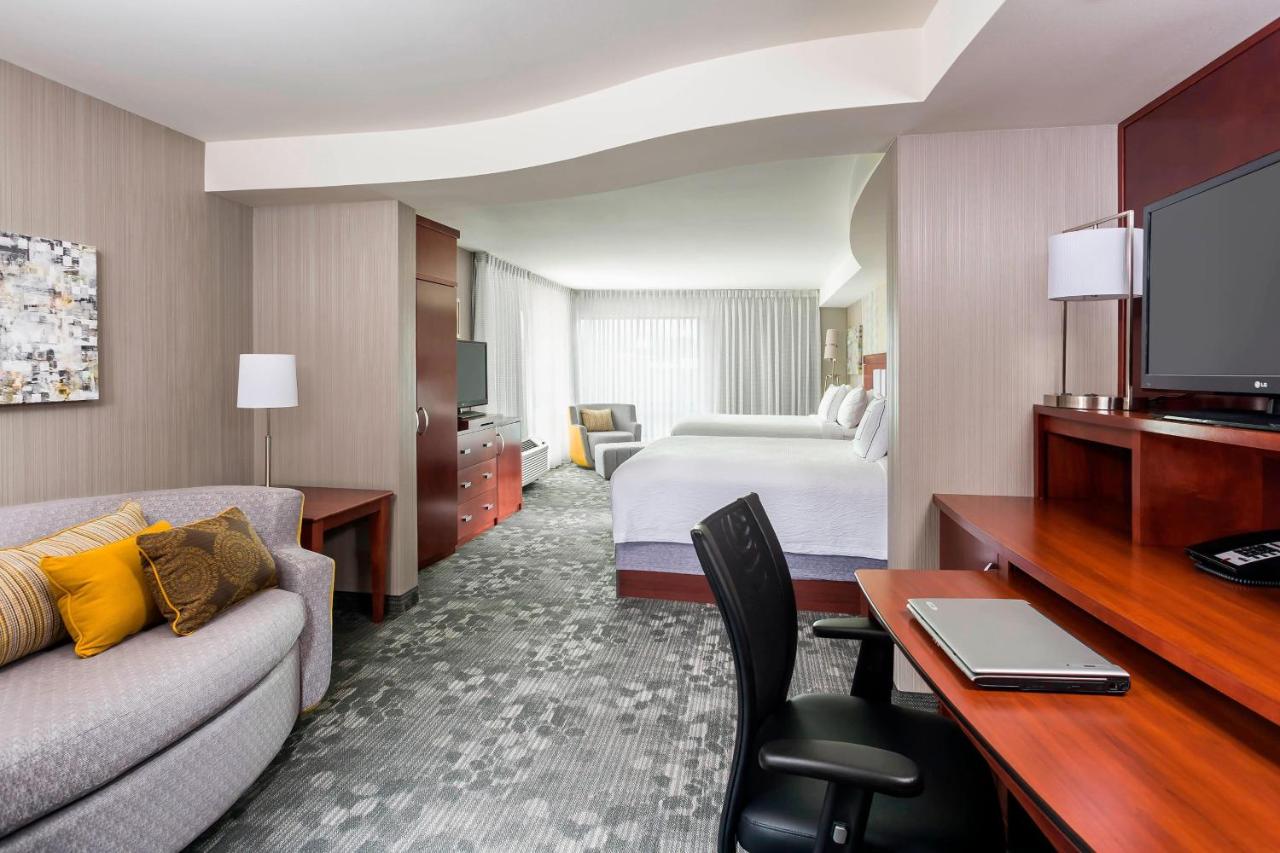| Courtyard Kalamazoo Portage