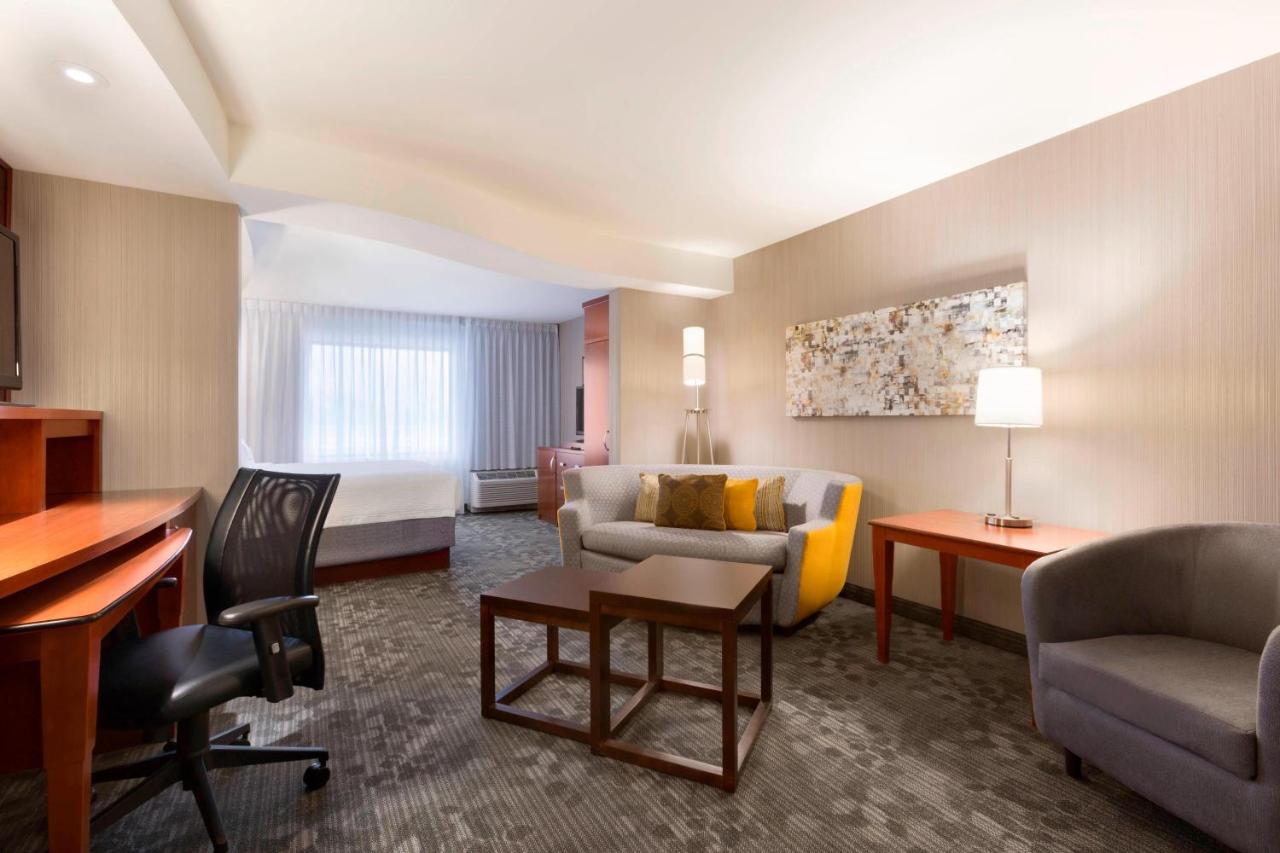 | Courtyard Kalamazoo Portage