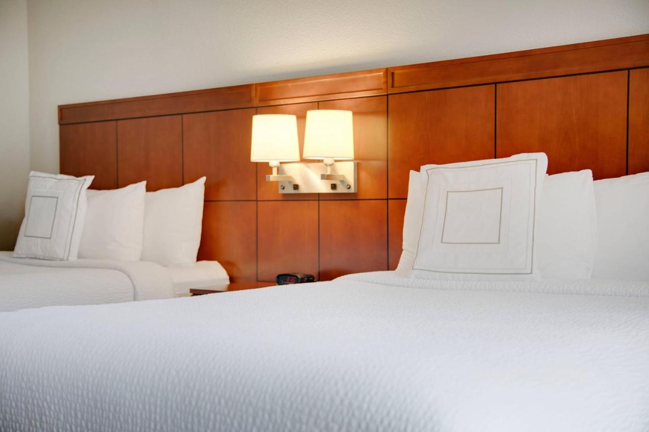 Double Room with Two Double Beds at Courtyard by Marriott Atlanta Windy Hill/Ballpark