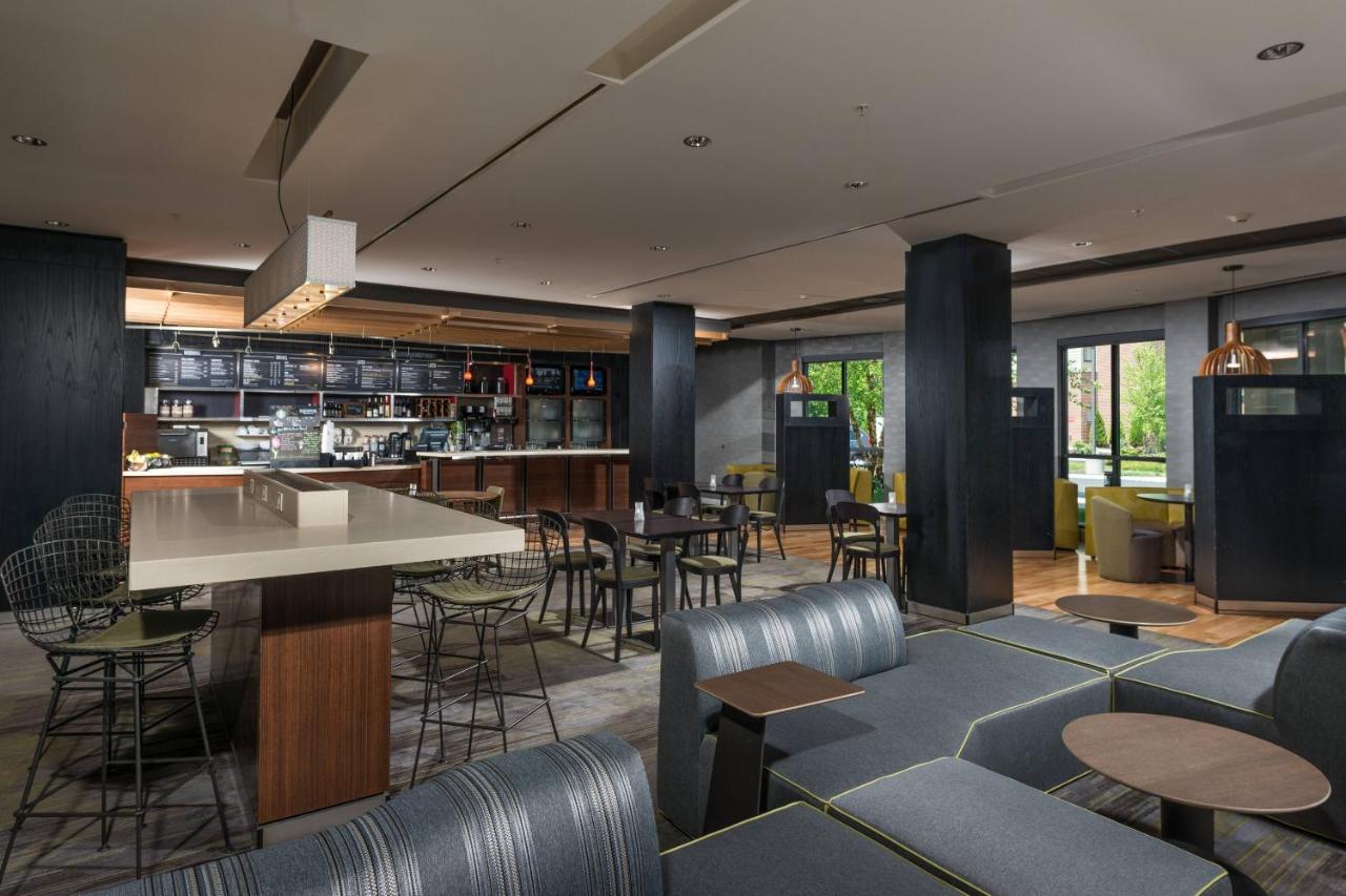 | Courtyard Bangor