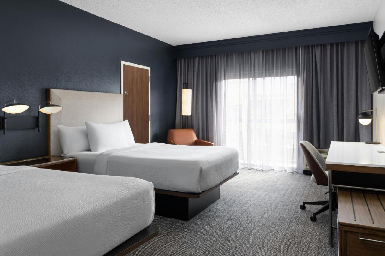 | Courtyard by Marriott Birmingham Hoover