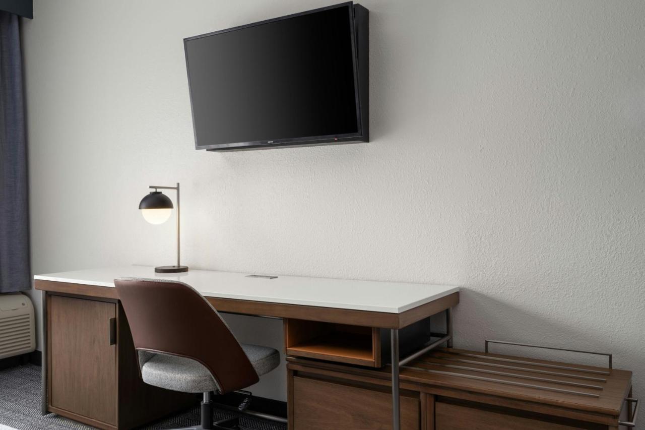 | Courtyard by Marriott Birmingham Hoover