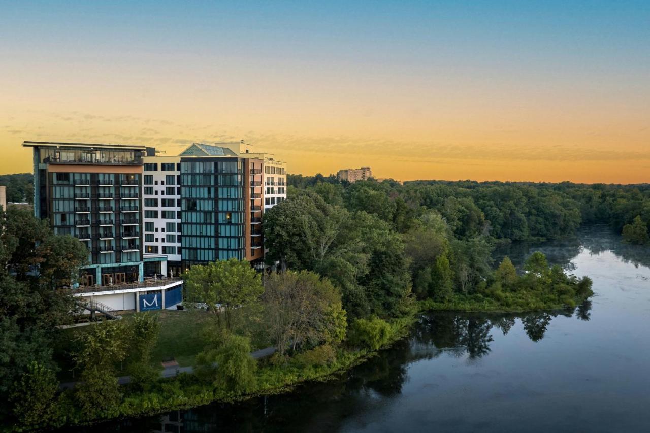 | Merriweather Lakehouse Hotel, Autograph Collection