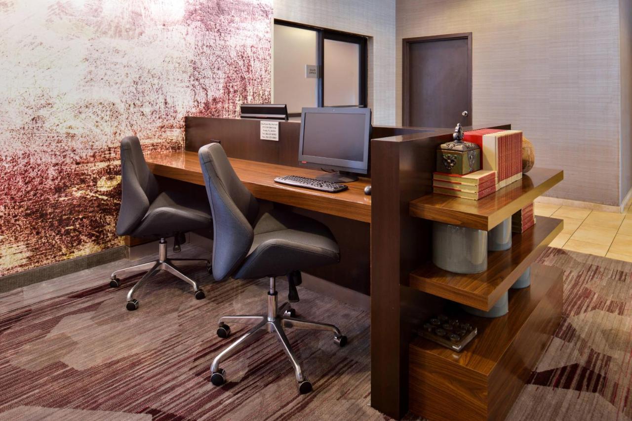 | Courtyard by Marriott Ocala