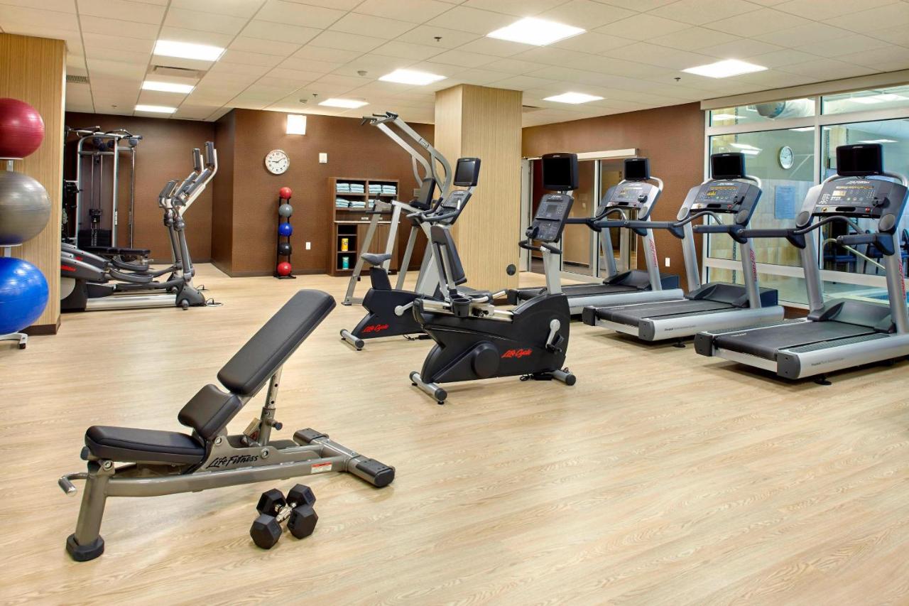 | Courtyard by Marriott Akron Downtown