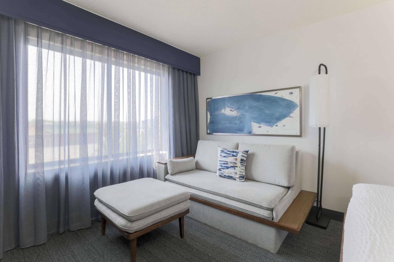 | Courtyard by Marriott Boulder Broomfield