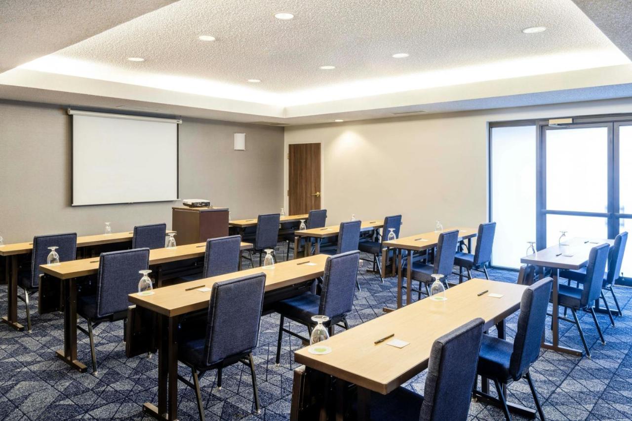 | Courtyard by Marriott Boulder Broomfield