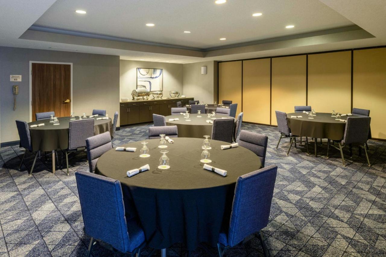 | Courtyard by Marriott Boulder Broomfield
