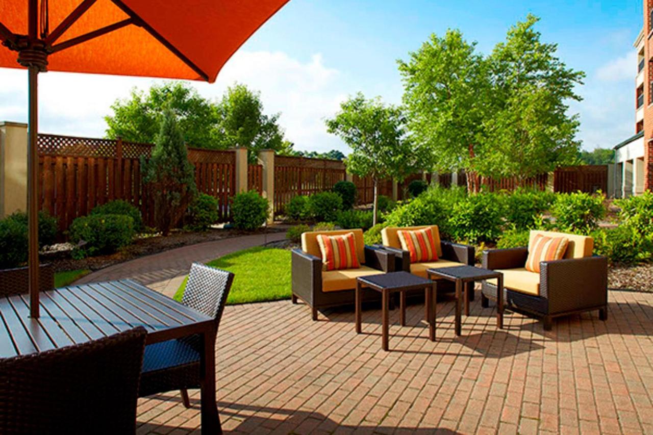  | Courtyard by Marriott Akron Stow