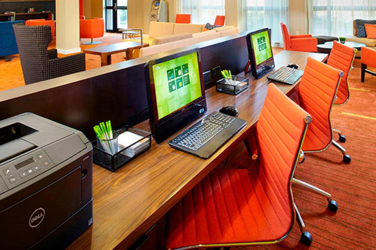  | Courtyard by Marriott Akron Stow