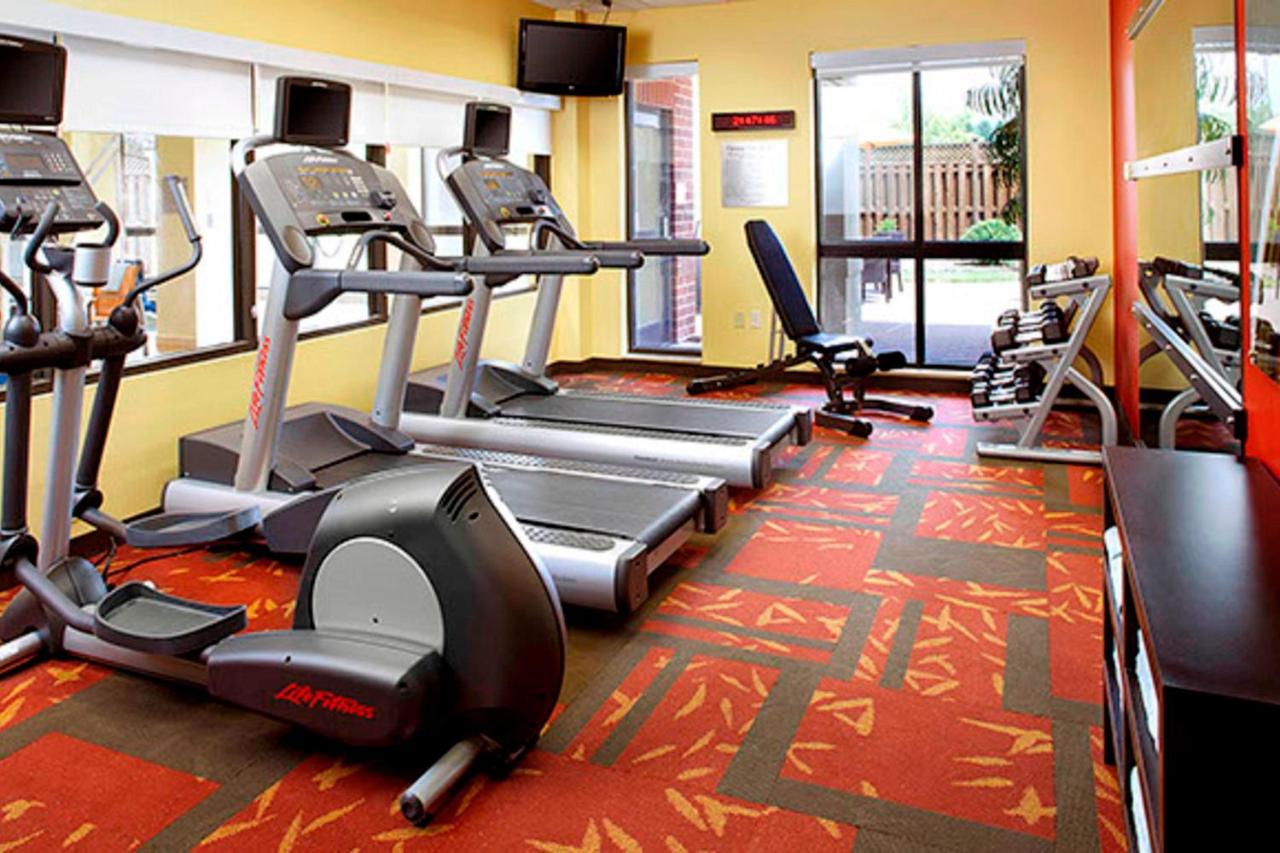  | Courtyard by Marriott Akron Stow