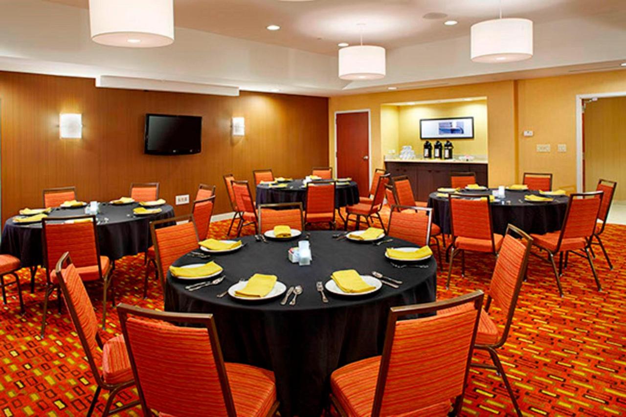  | Courtyard by Marriott Akron Stow