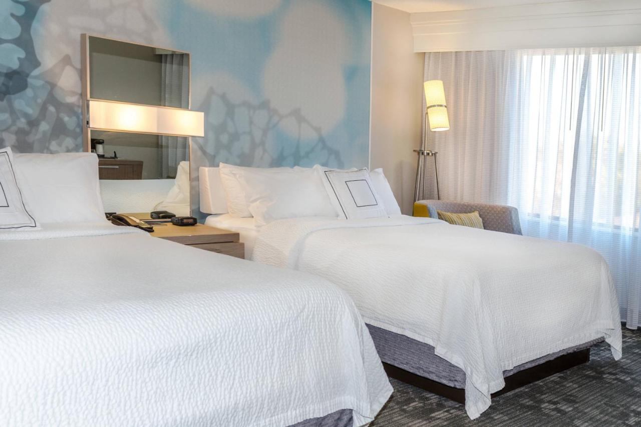 Queen Room with Two Queen Beds at Courtyard by Marriott Nashville at Opryland