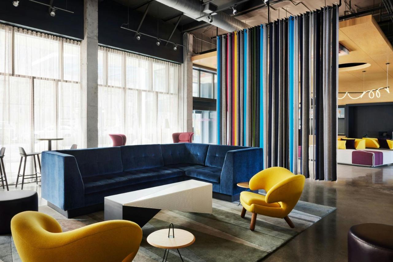 | Aloft Atlanta Downtown