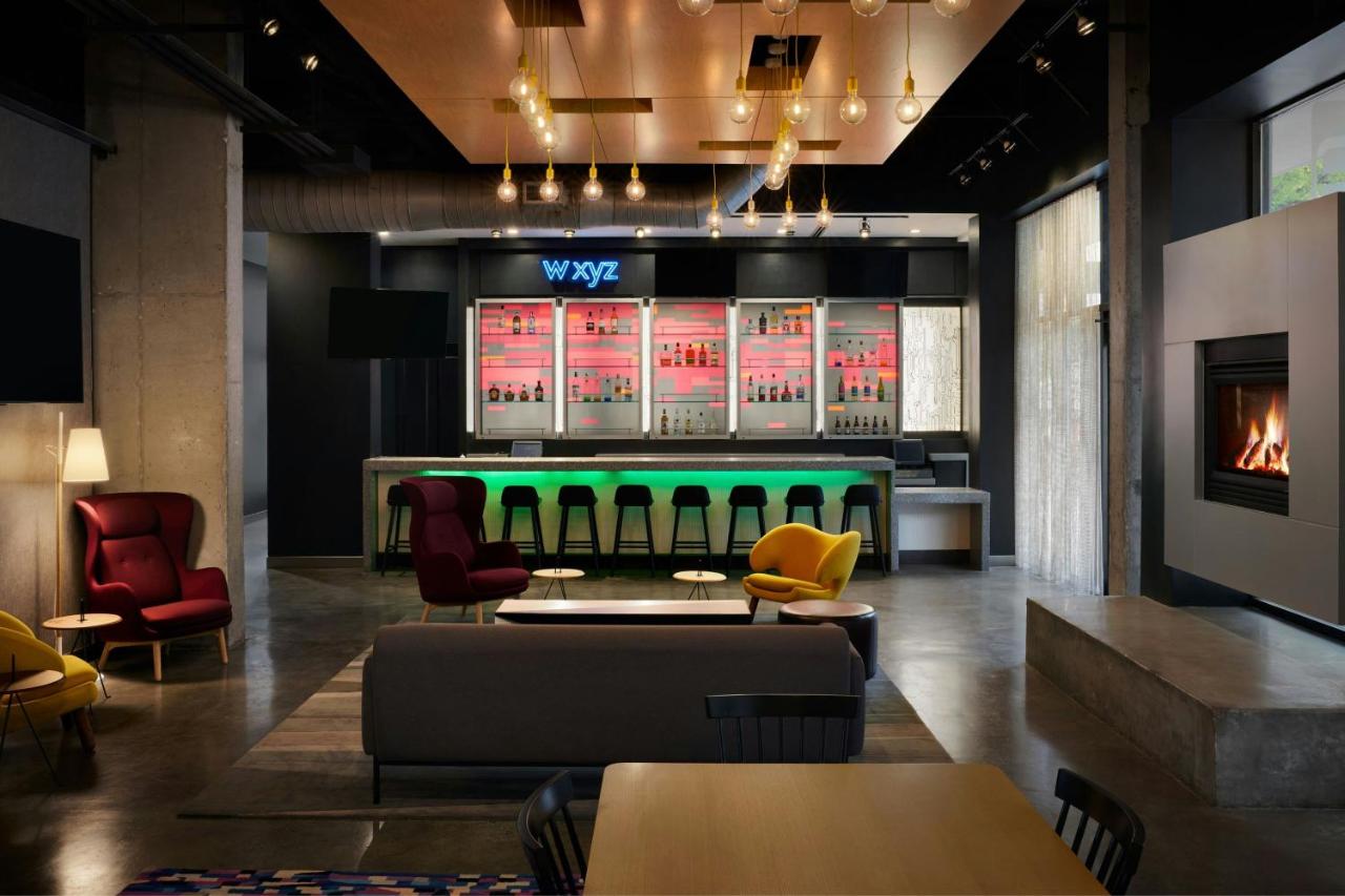 | Aloft Atlanta Downtown