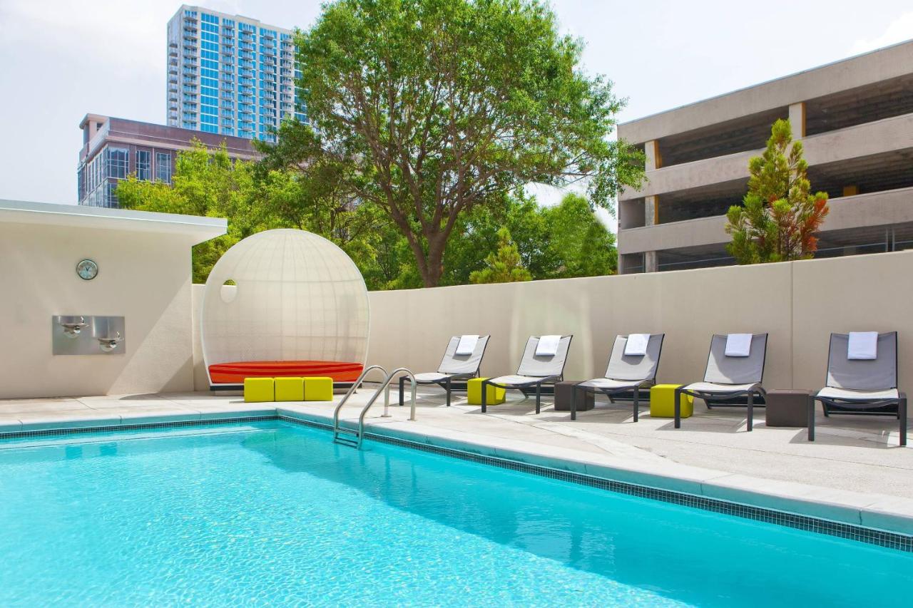 | Aloft Atlanta Downtown