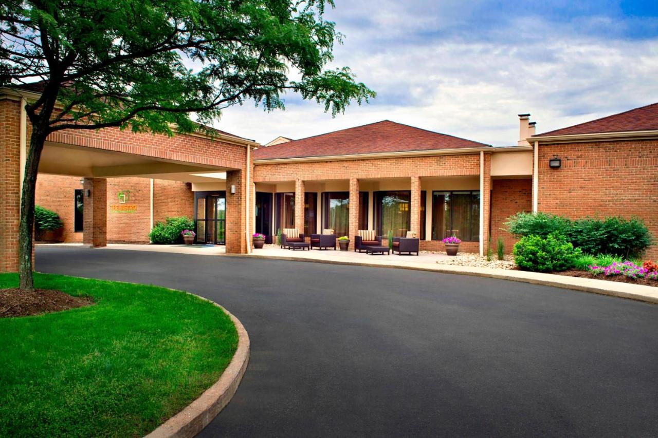| Courtyard By Marriott Hartford Windsor Airport