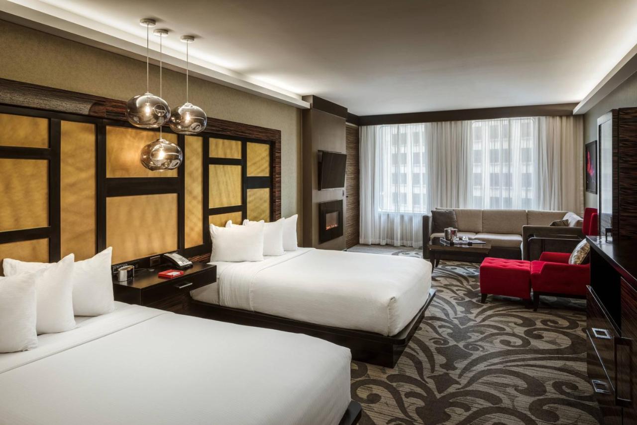 Guest room, 2 Queen at Metropolitan at The 9, Autograph Collection