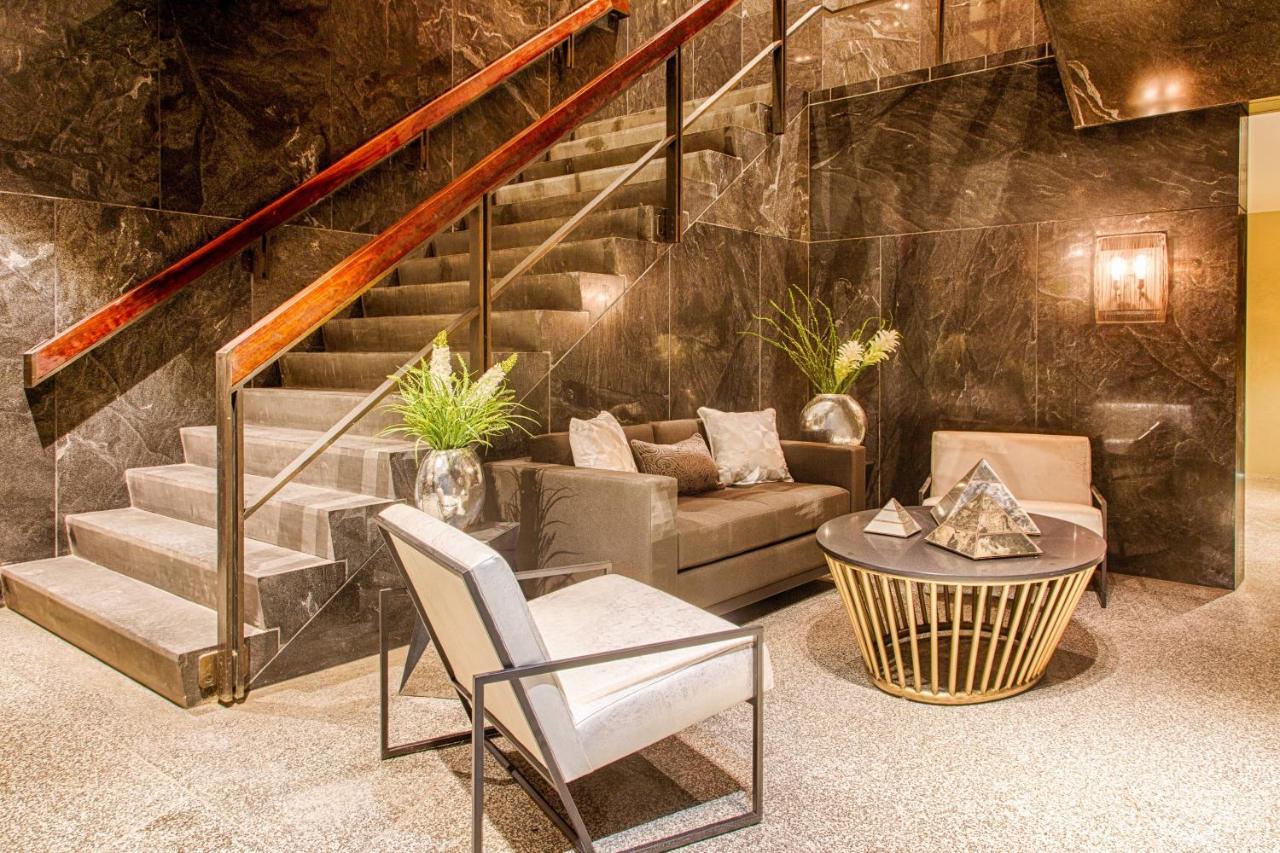  | Metropolitan at The 9, Autograph Collection