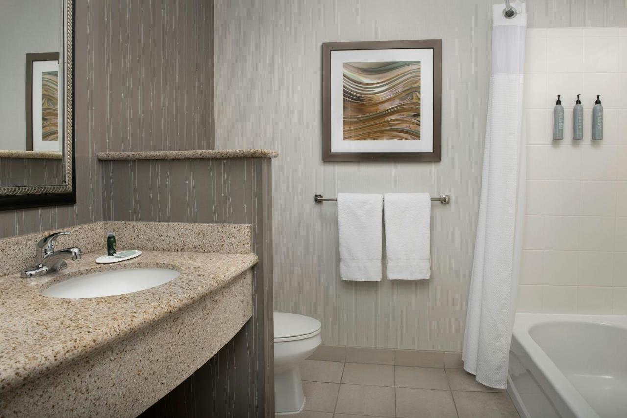 | Courtyard by Marriott Chico