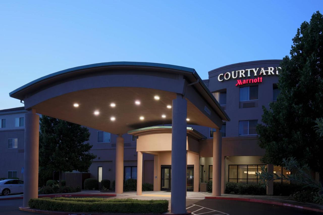 | Courtyard by Marriott Chico