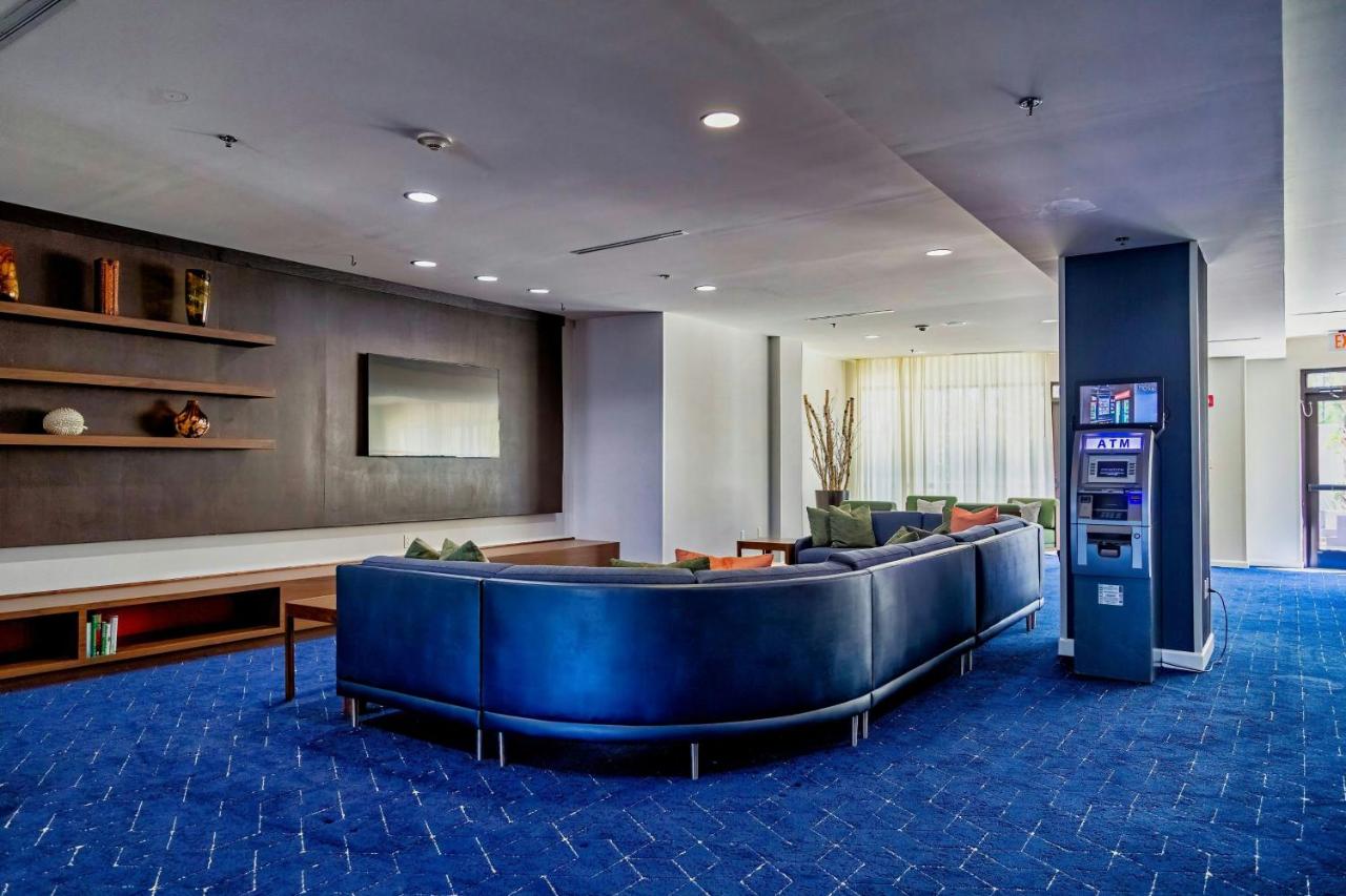 | Courtyard Biloxi North/D'Iberville
