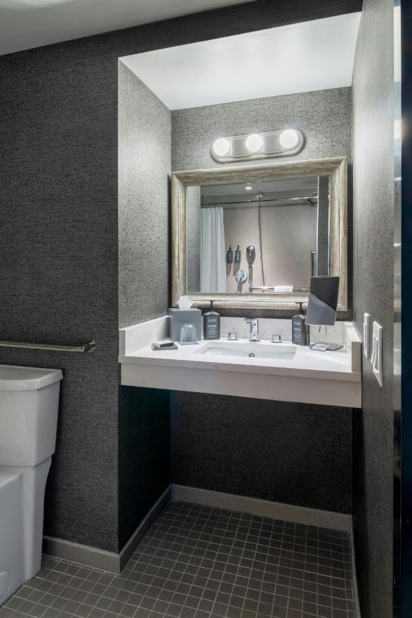 | Four Points by Sheraton Nashville-Brentwood