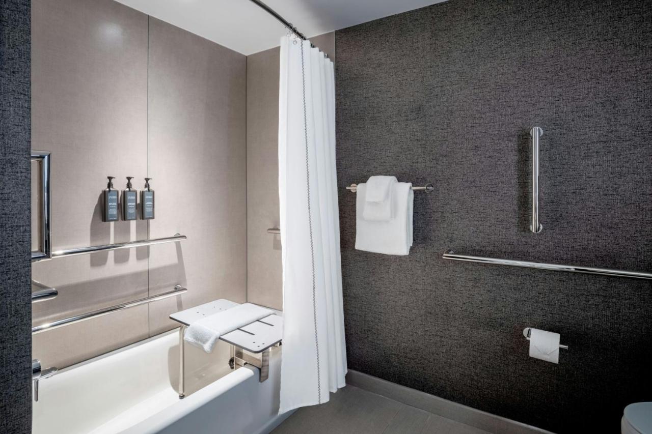 | Four Points by Sheraton Nashville-Brentwood