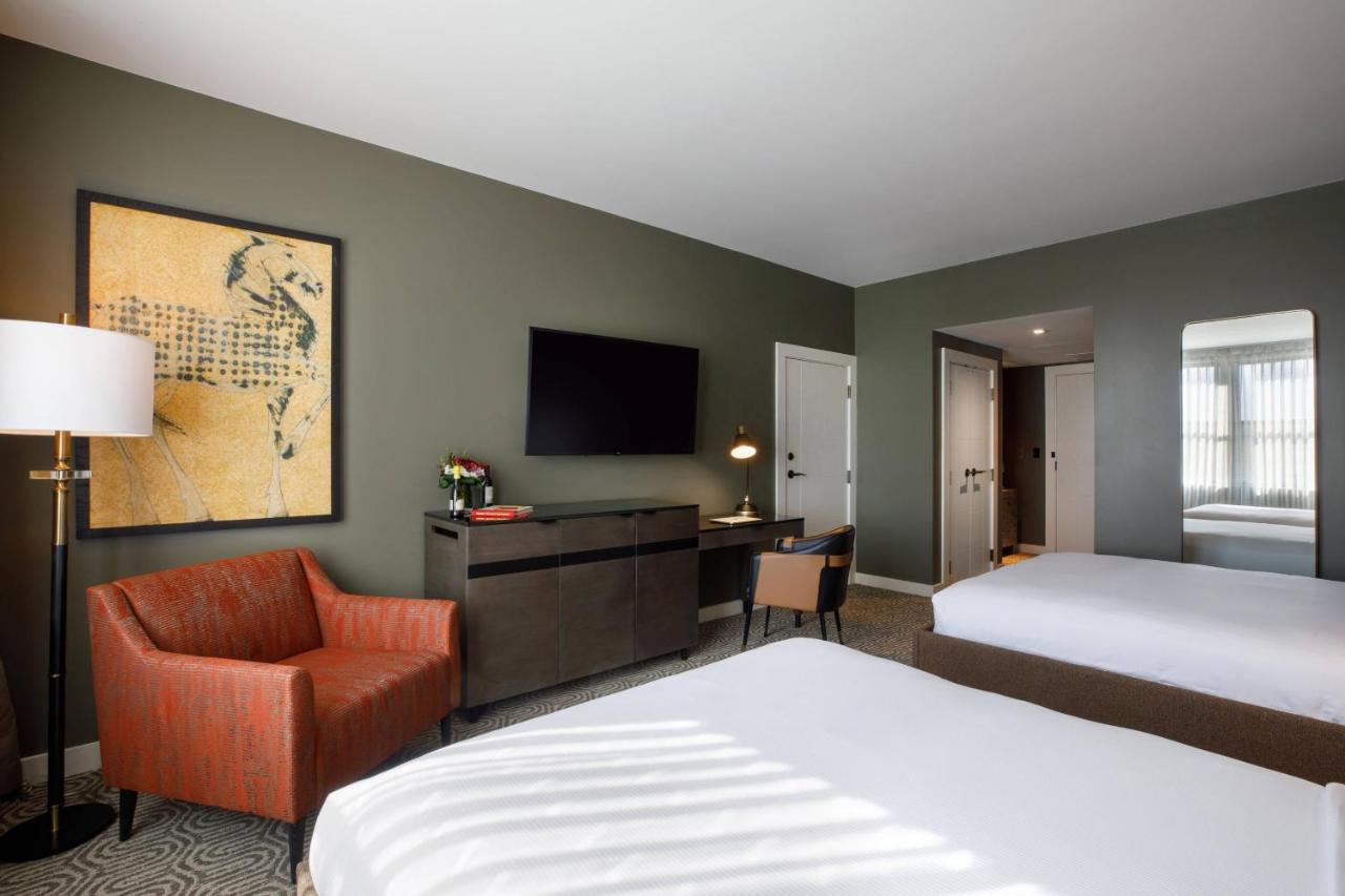 Deluxe Queen Room with Two Queen Beds - Hearing Accessible at Hotel Vin, Grapevine, Autograph Collection