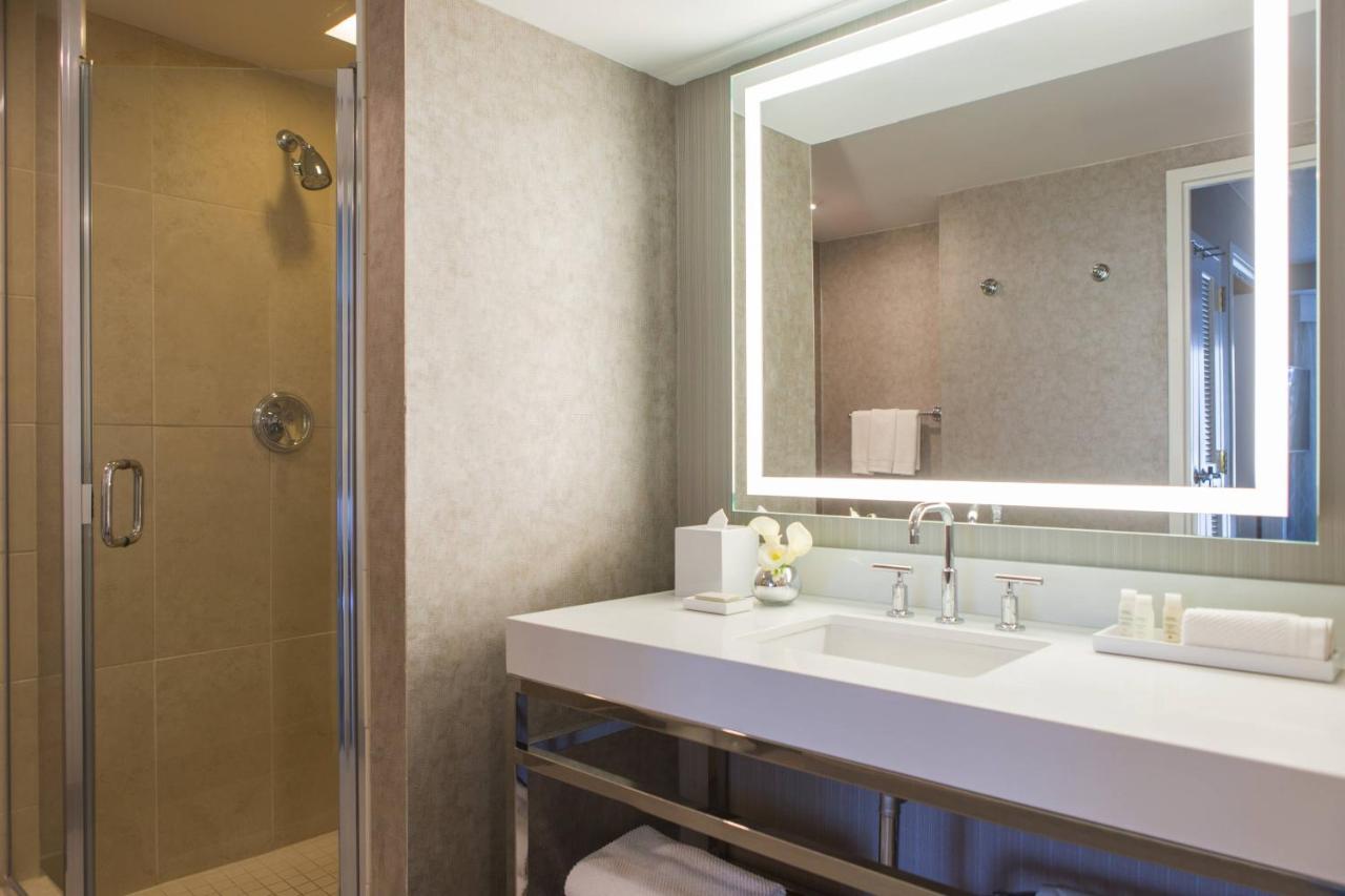 Executive Suite with River View at Renaissance Chicago Downtown Hotel