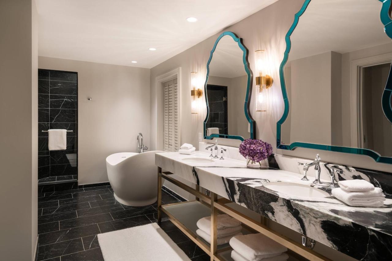 1 Bedroom Suite, 1 King, Sofa bed, City view at Grand Bohemian Charlotte, Autograph Collection