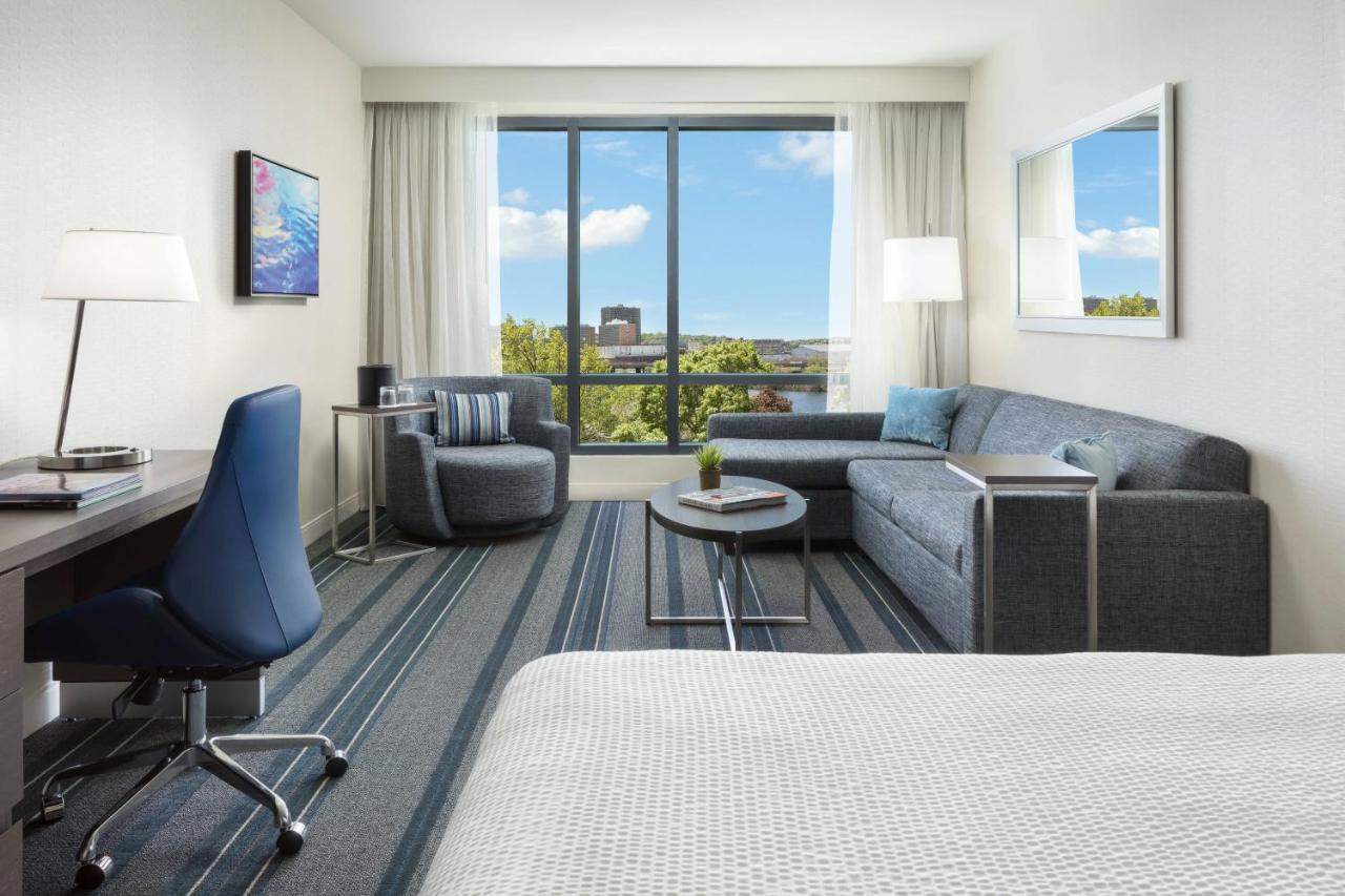 | Courtyard by Marriott Boston-Cambridge