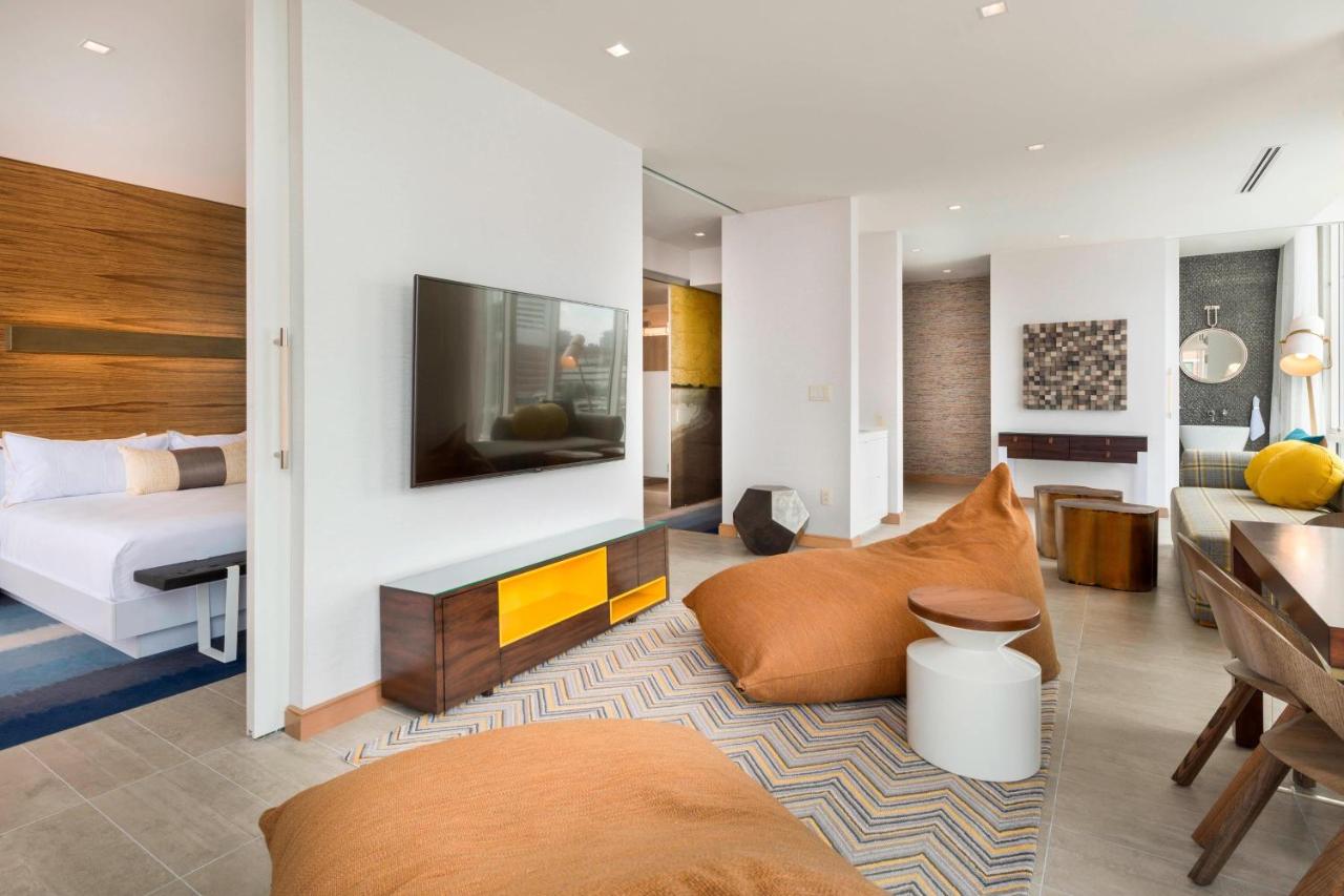 | The Envoy Hotel, Autograph Collection