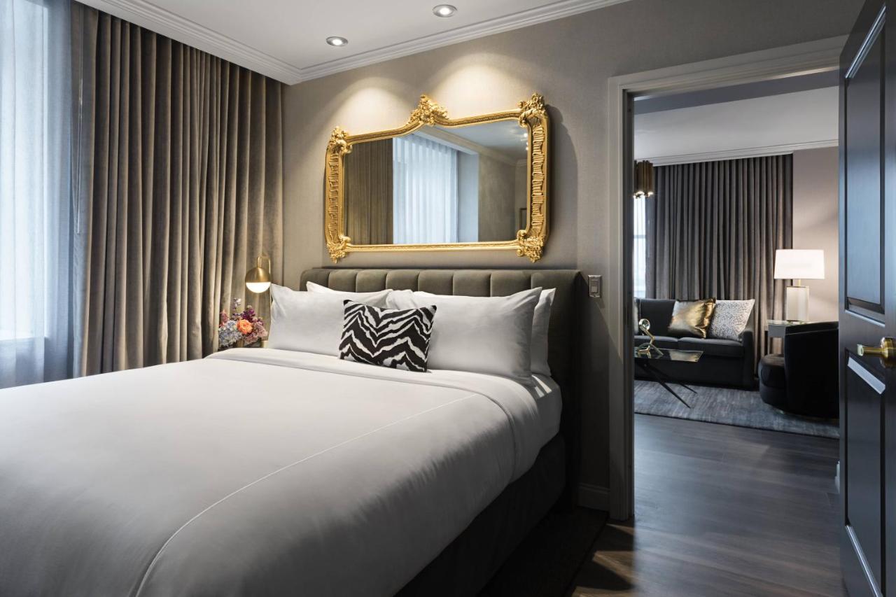 King Suite at Hotel LeVeque, Autograph Collection